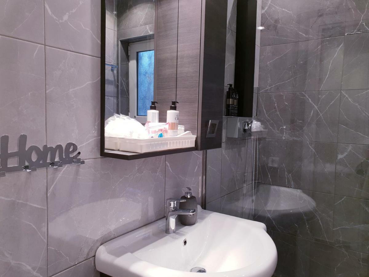 Beautiful Brand New Apartment Seaside 雅典 外观 照片